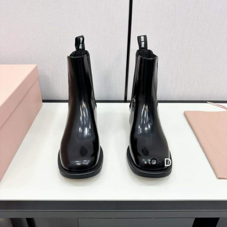 Picture of Miumiu Shoes _SKUMiuMiusz35-40GDT090517950